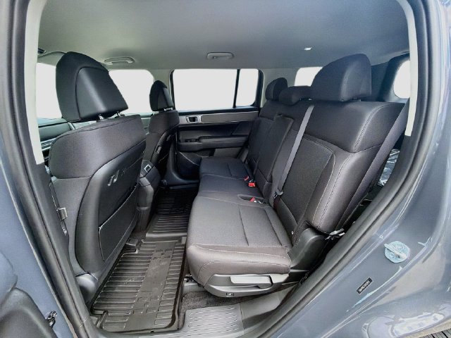 New 2027 Hyundai Santa Fe SE FWD image 23
