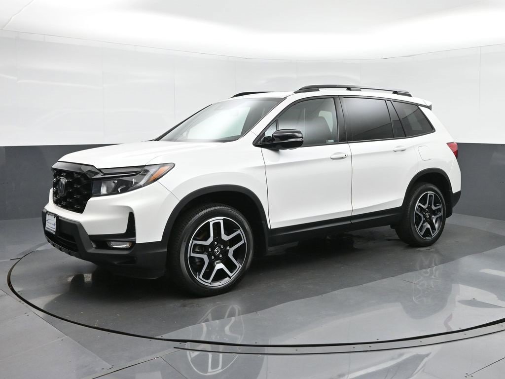 Used 2023 Honda Passport Elite image 3