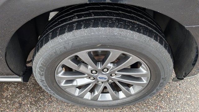 Used 2021 Ford Expedition Max Limited image 22