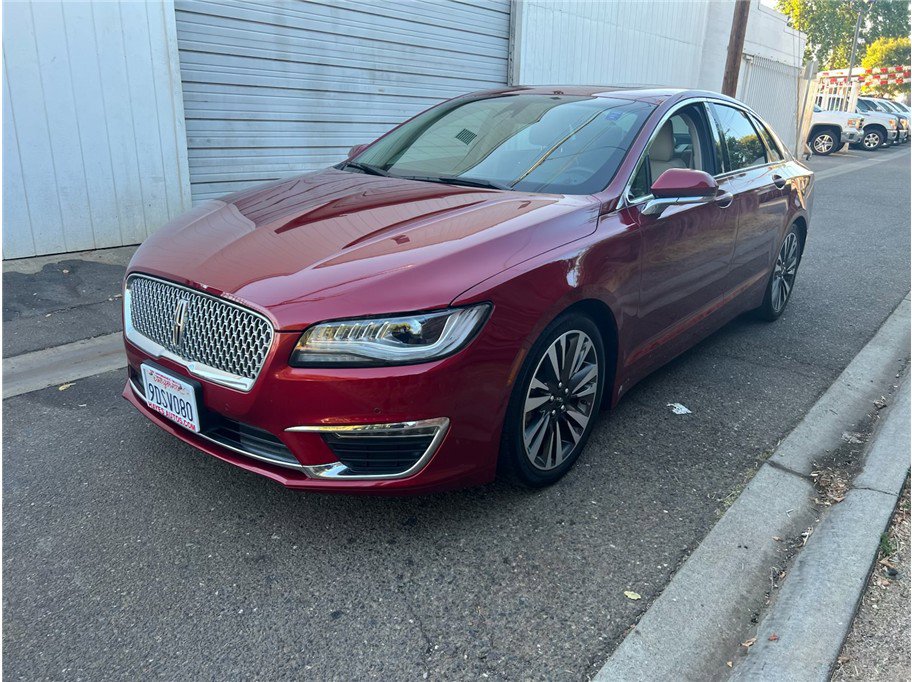 Used 2019 Lincoln MKZ Reserve FWD image 3