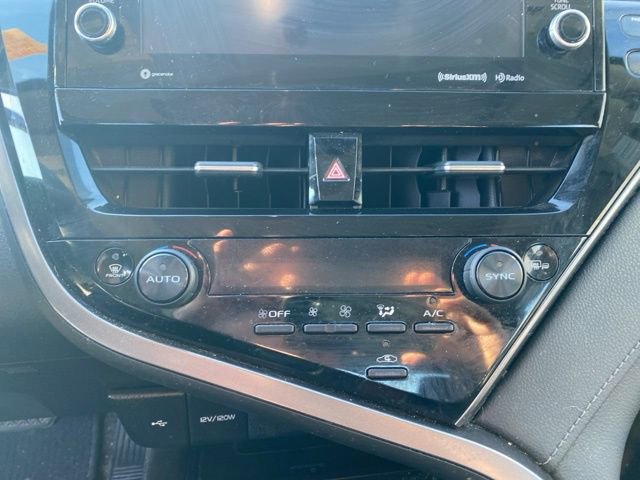 Used 2021 Toyota Camry XLE image 15