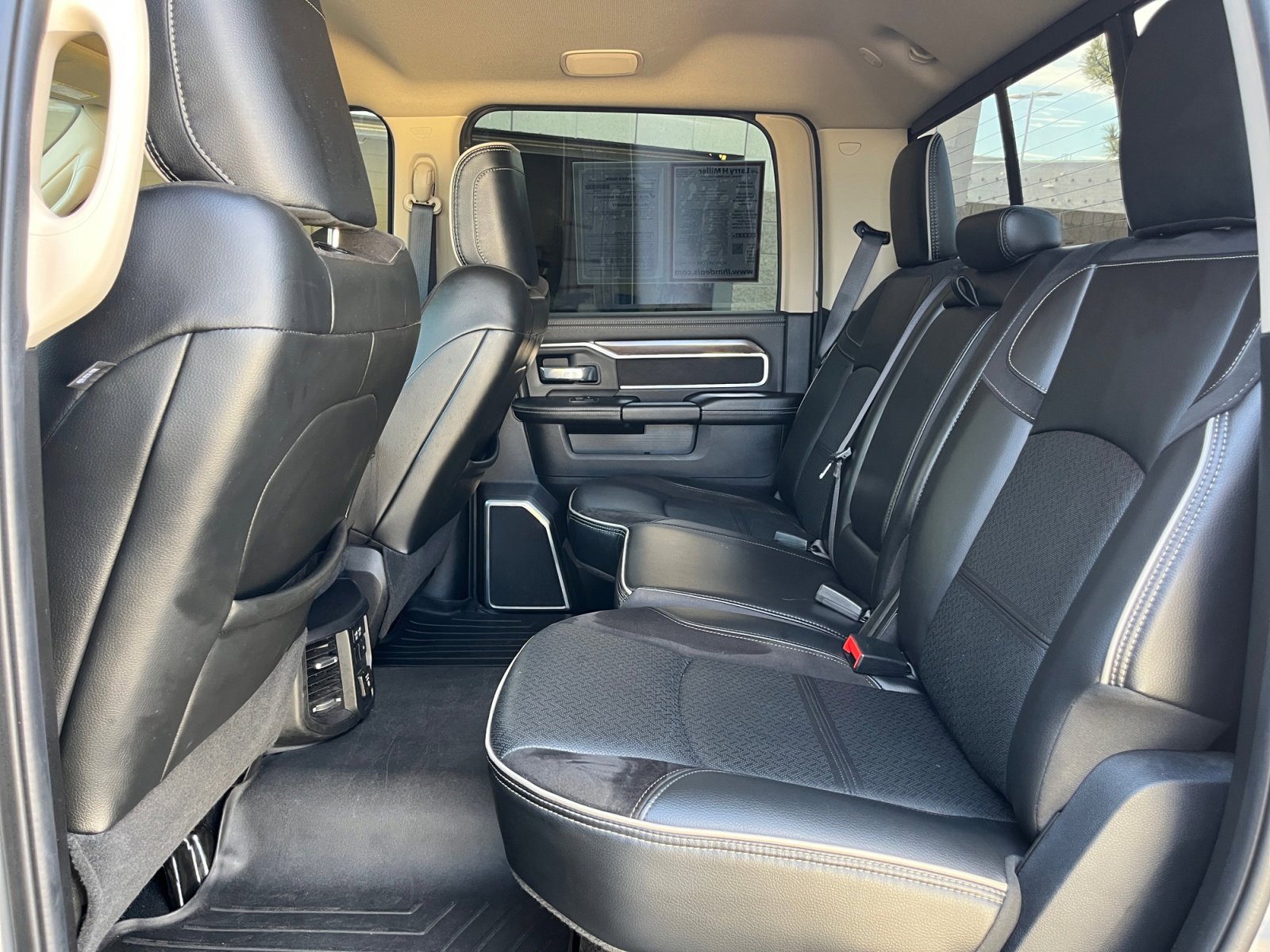 Used 2022 RAM 2500 Laramie AWD/4WD image 25