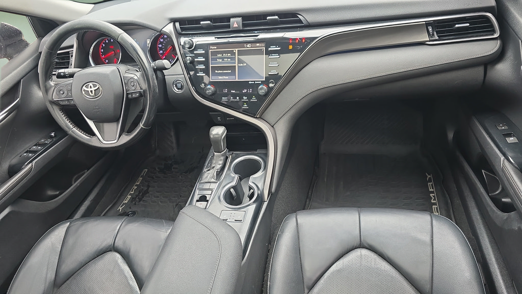 Used 2019 Toyota Camry XSE FWD image 10
