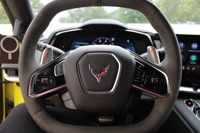 Used 2023 Chevrolet Corvette Stingray Preferred Conv w/ Z51 Performance Package RWD image 12