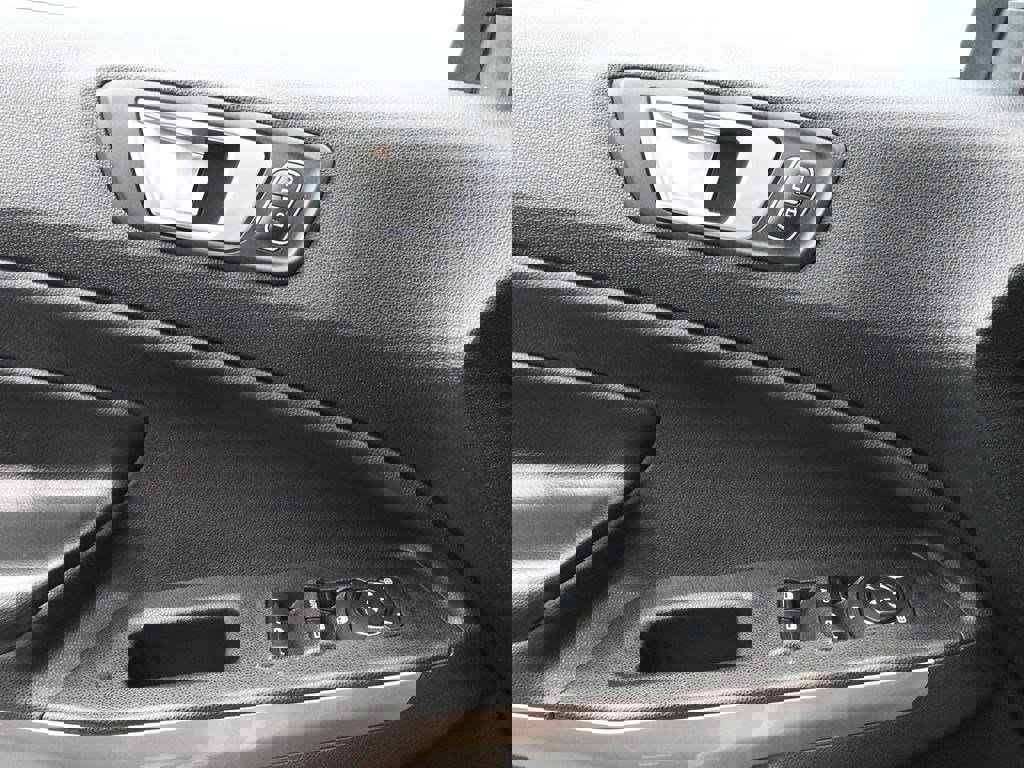 Used 2020 Ford EcoSport Titanium FWD image 14