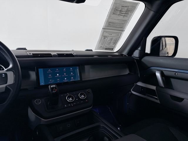 Certified 2022 Land Rover Defender 110 X-Dynamic SE AWD/4WD image 26