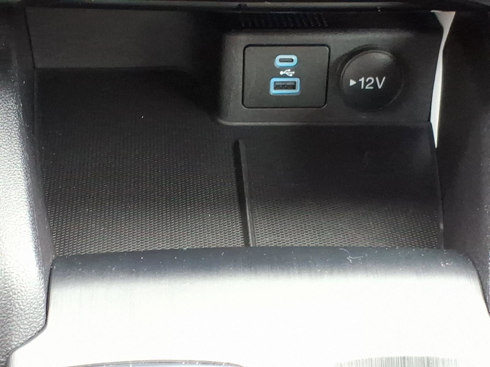 Used 2022 Ford Escape SE w/ Convenience Package image 19