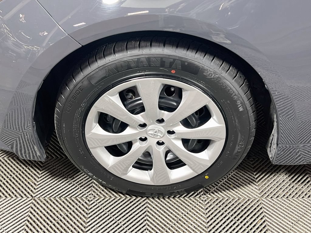 Certified 2025 Toyota Corolla LE FWD image 27