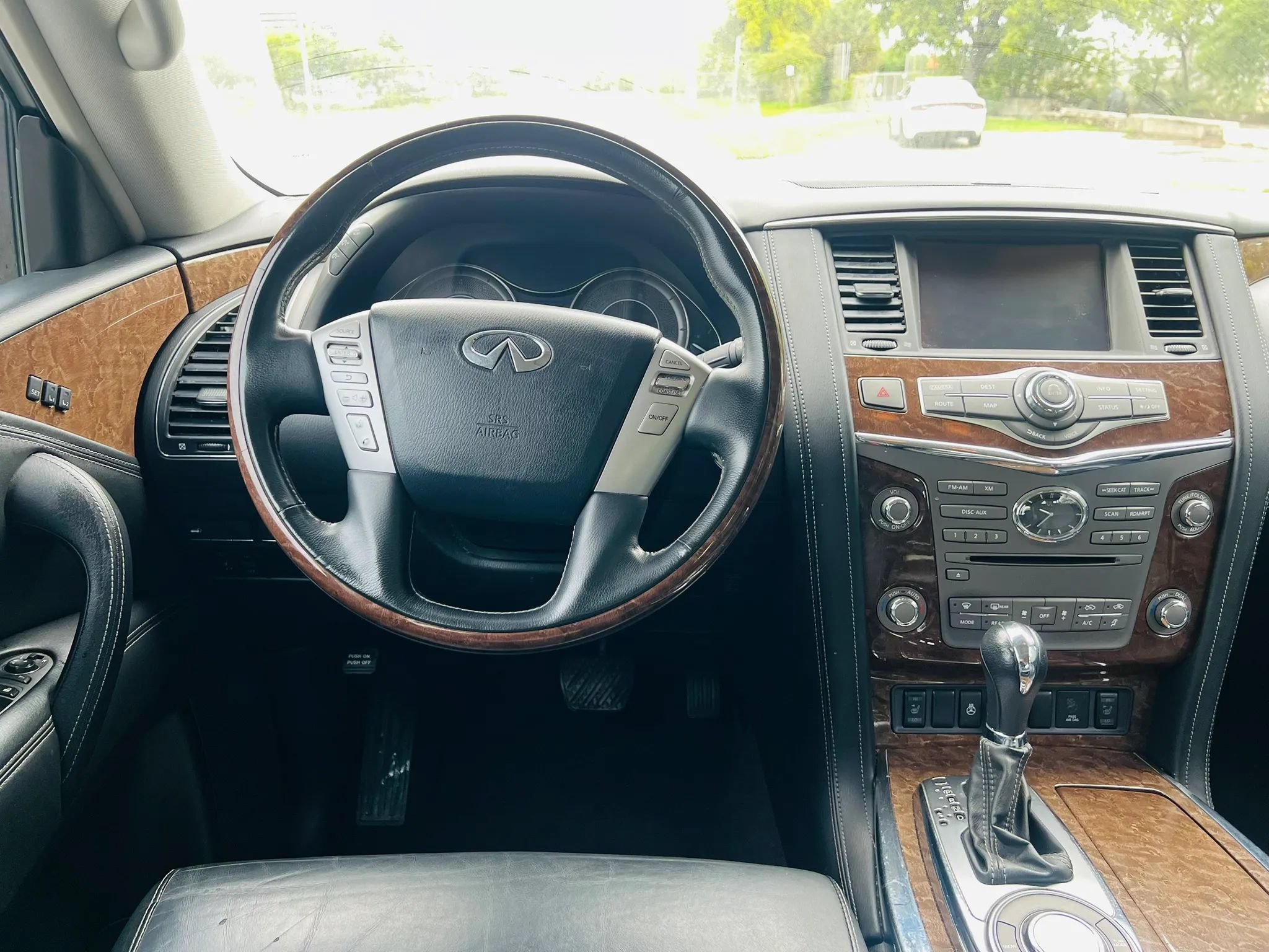 Used 2017 INFINITI QX80 2WD image 13