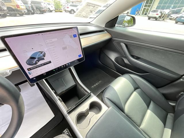Used 2020 Tesla Model 3 Standard Range Plus RWD image 24