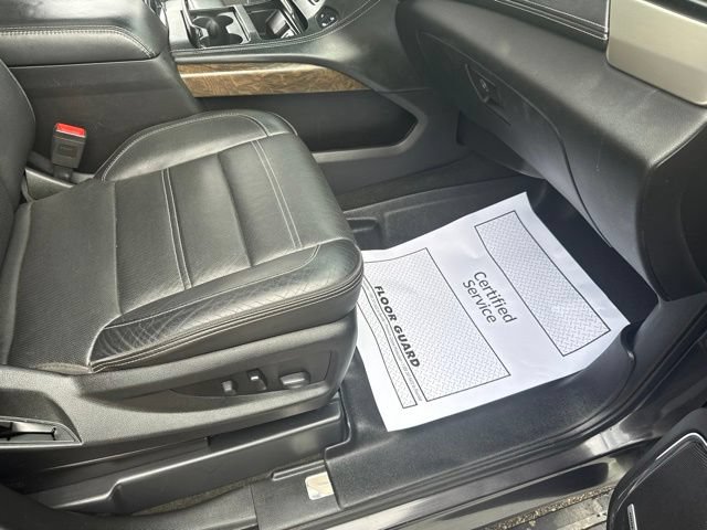 Used 2018 GMC Yukon XL Denali w/ Denali Ultimate Package AWD/4WD image 32