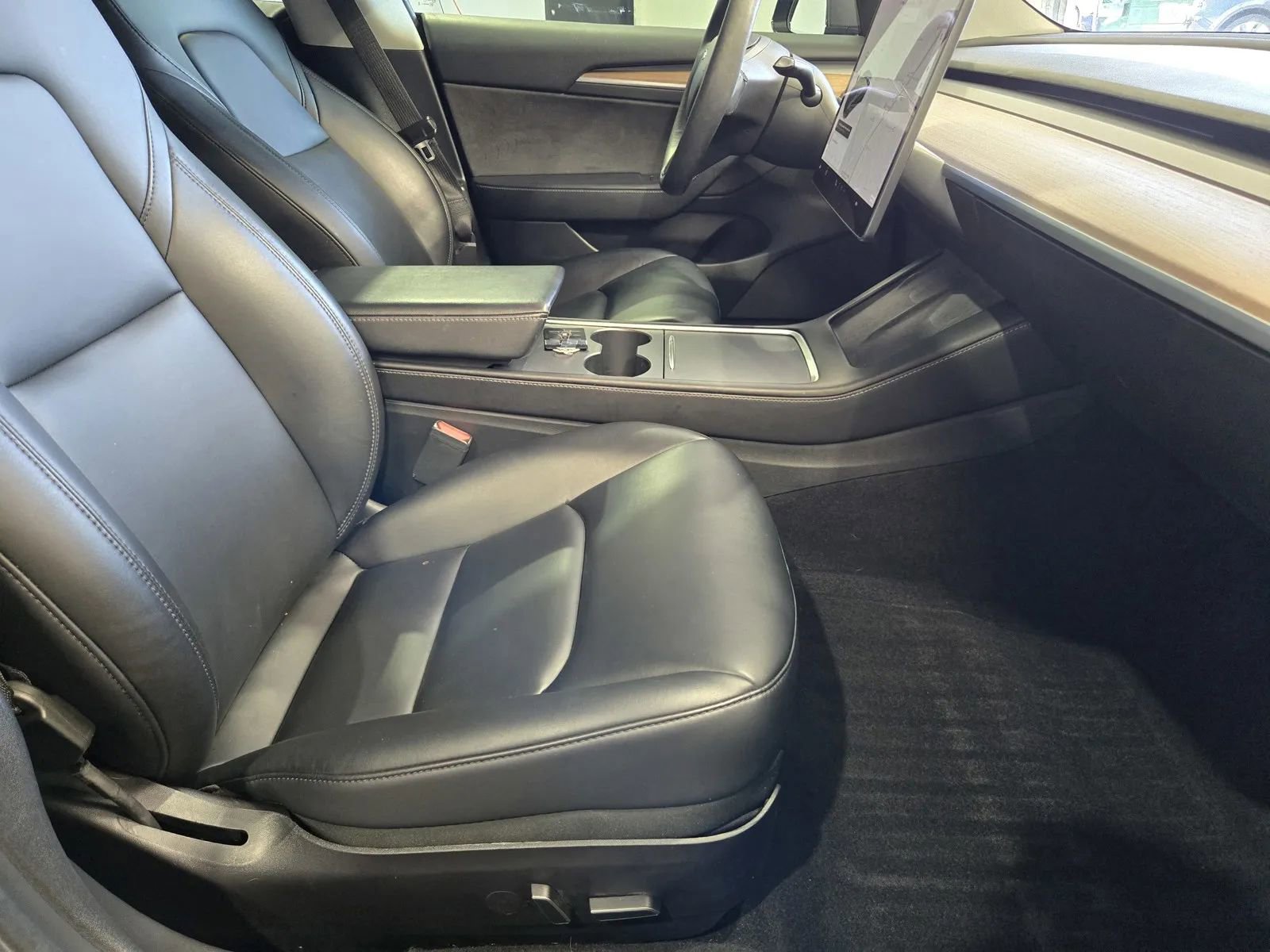 Used 2021 Tesla Model 3 Long Range AWD/4WD image 7