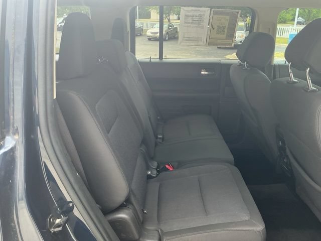 Used 2017 Ford Flex SE FWD image 18