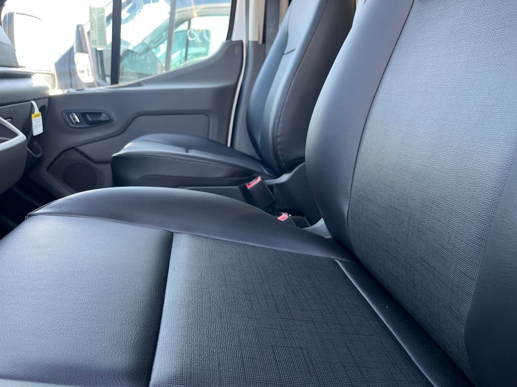 New 2025 Ford Transit 350 148 Low Roof AWD image 10
