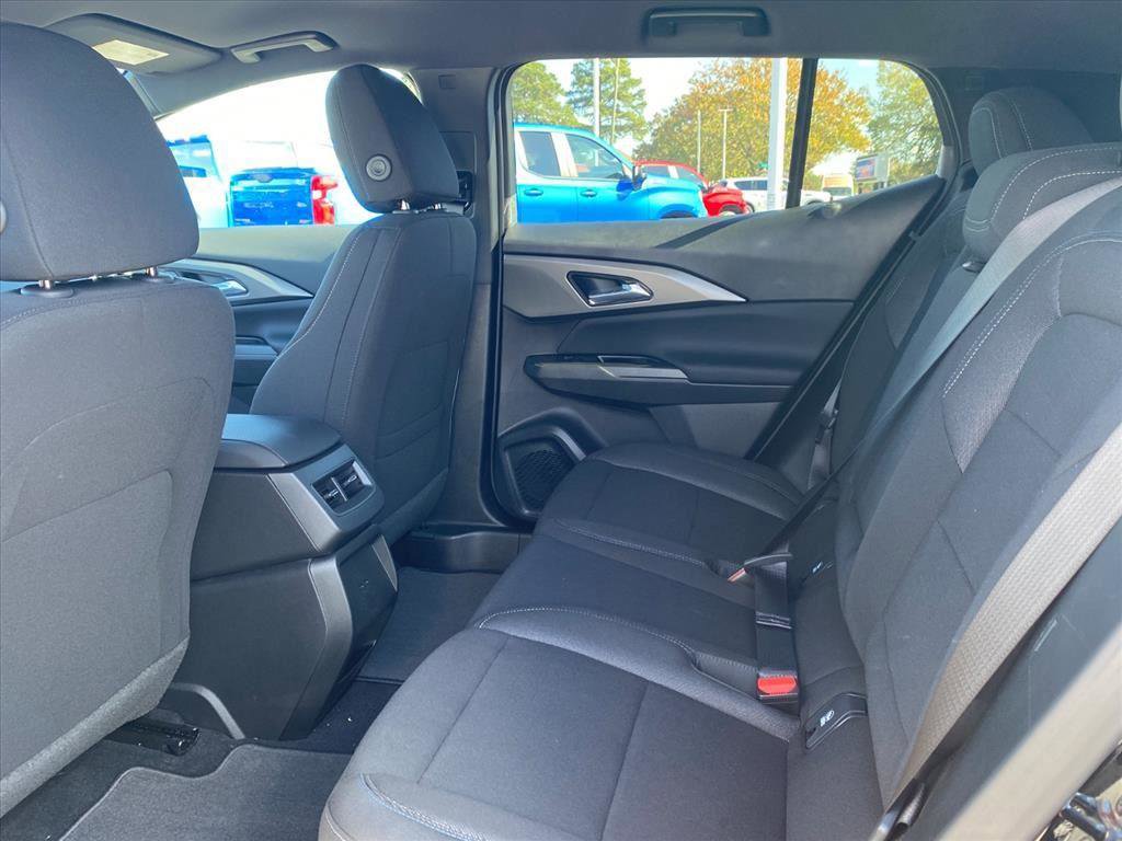 New 2026 Chevrolet Equinox EV LT image 16