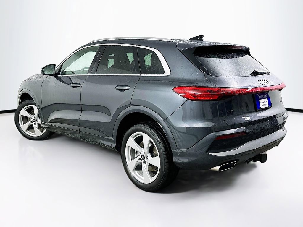 Used 2025 Audi Q5 Premium Plus w/ Premium Plus AWD/4WD image 6