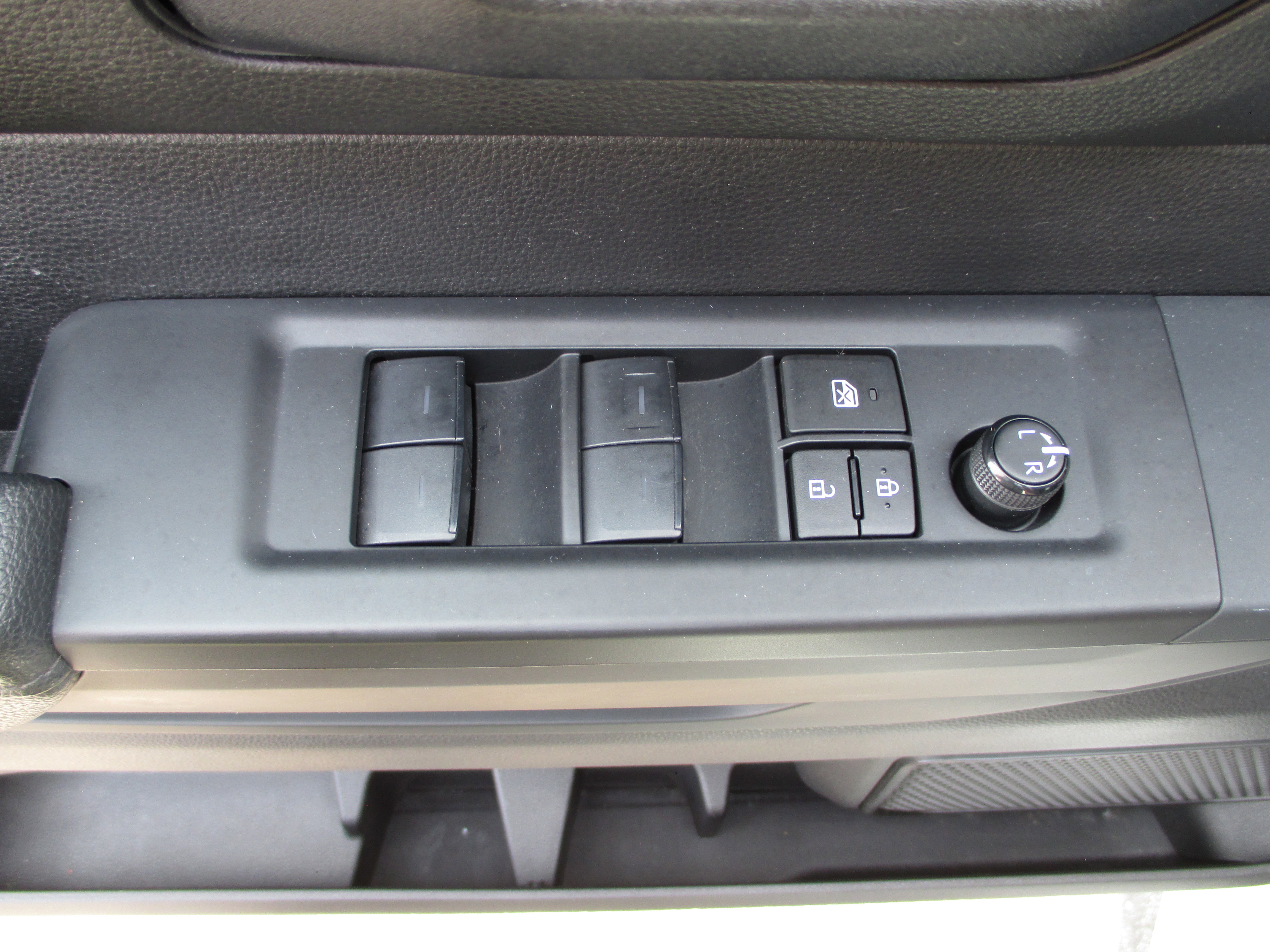 Used 2023 Toyota Tundra SR image 12