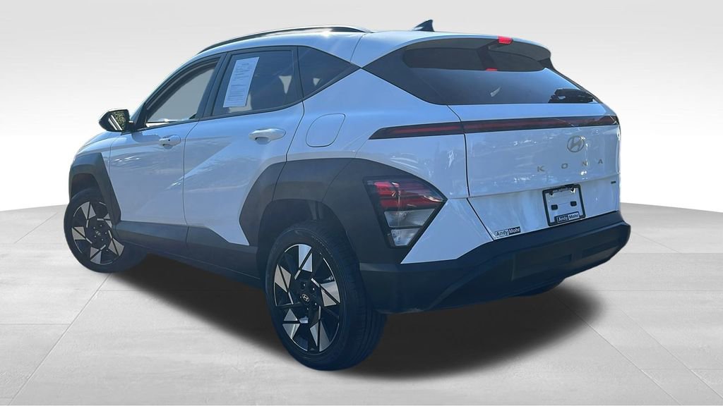 Used 2025 Hyundai Kona SEL image 5