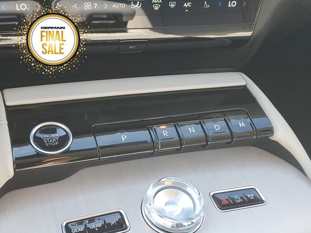 New 2025 Lincoln Navigator Reserve image 24