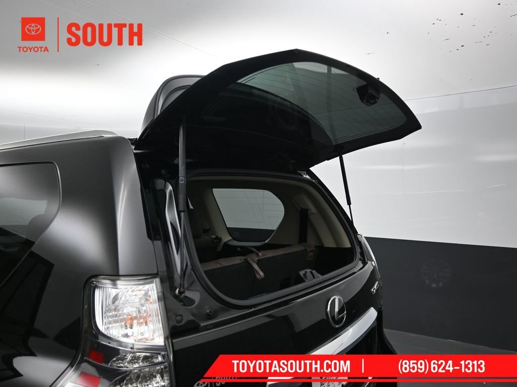 Used 2023 Lexus GX 460 Premium w/ Premium Package image 35