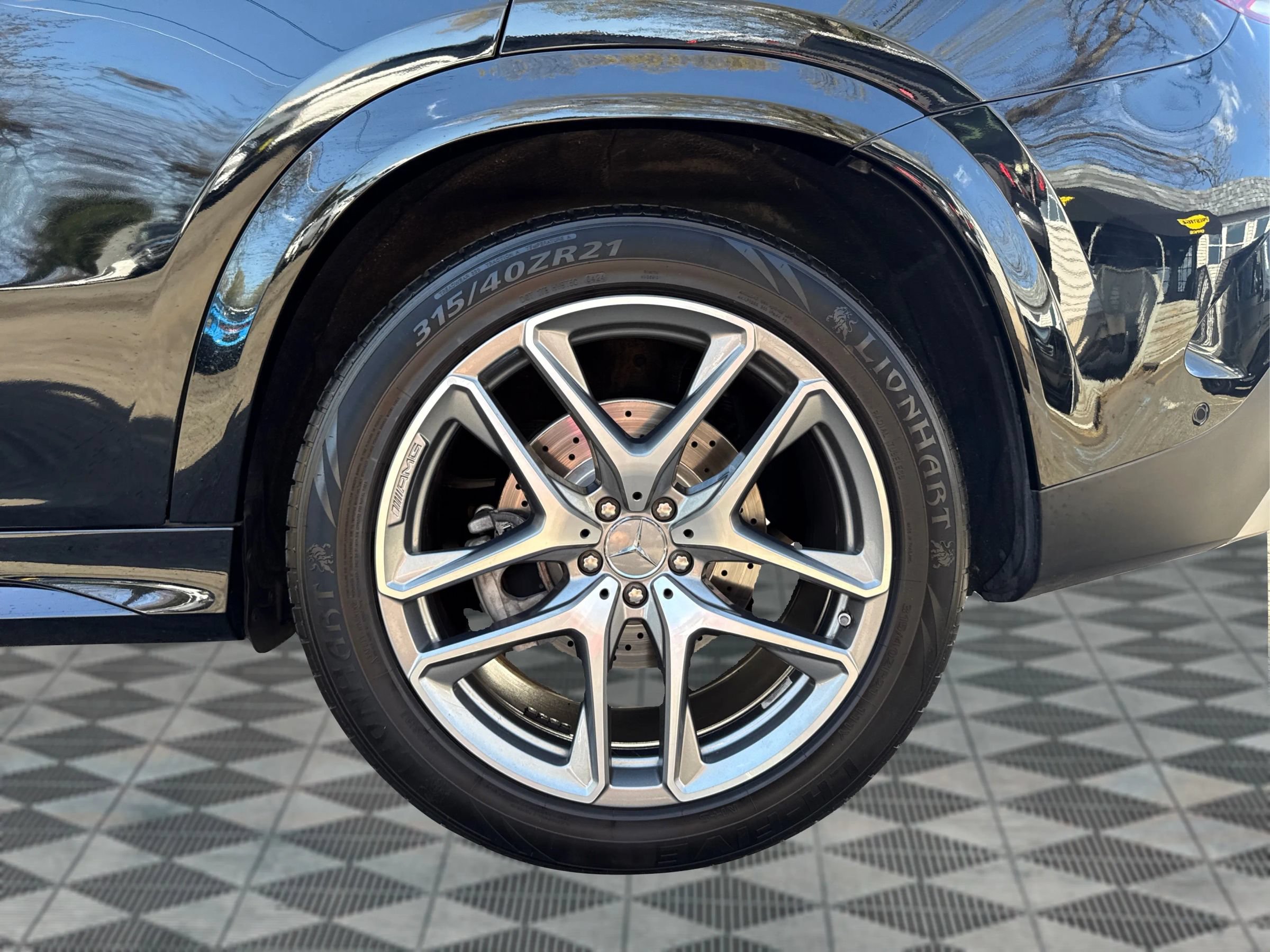 Used 2021 Mercedes-Benz GLE 53 AMG 4MATIC Coupe w/ Parking Assistance Package image 24