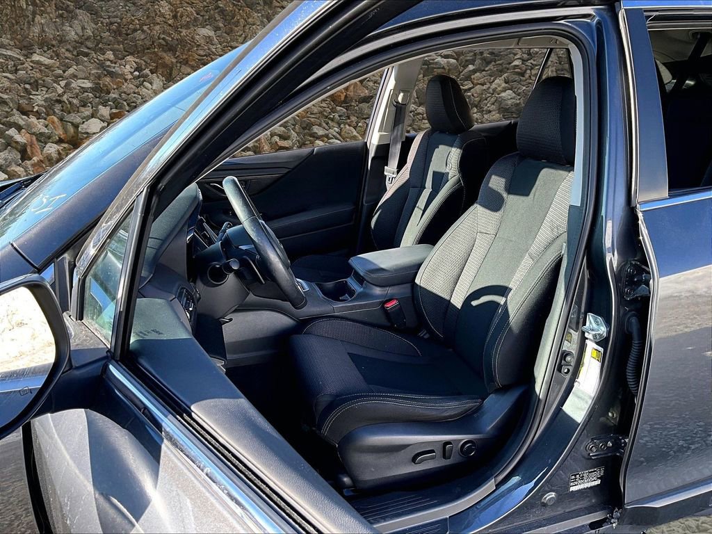 Used 2024 Subaru Outback Premium image 18