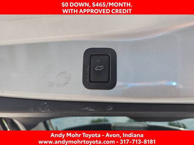 Used 2019 Toyota Highlander XLE FWD image 33