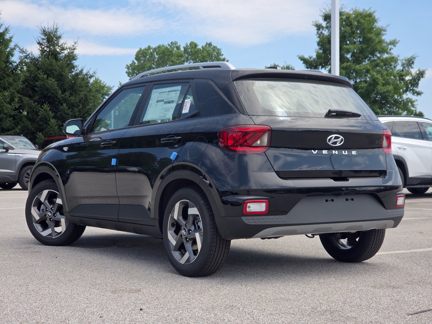 New 2026 Hyundai Venue SEL FWD image 17