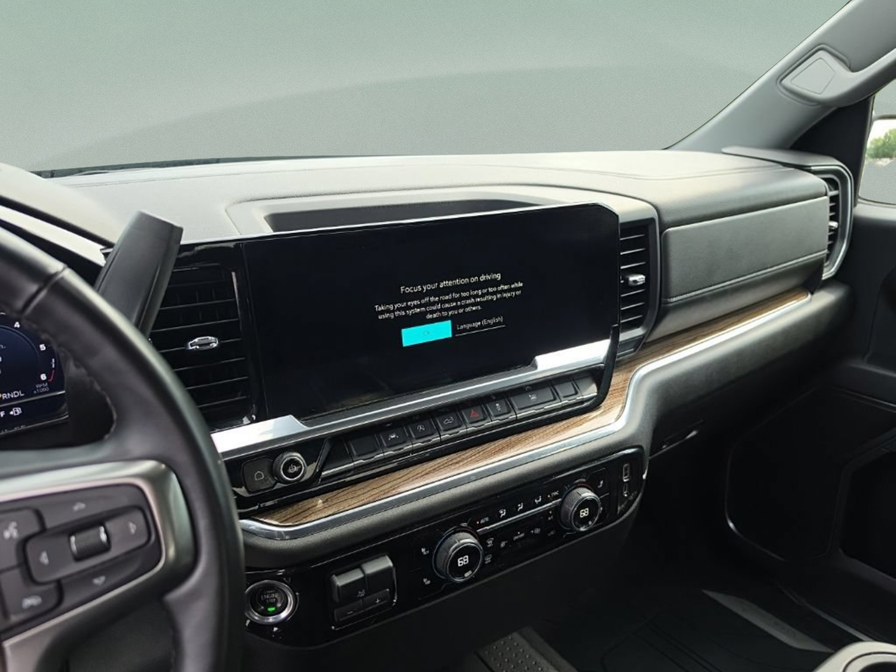 Used 2023 Chevrolet Silverado 1500 LT RWD image 17