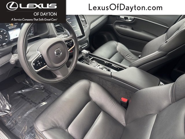 Used 2020 Volvo XC90 T6 Momentum w/ Protection Package Premier image 16