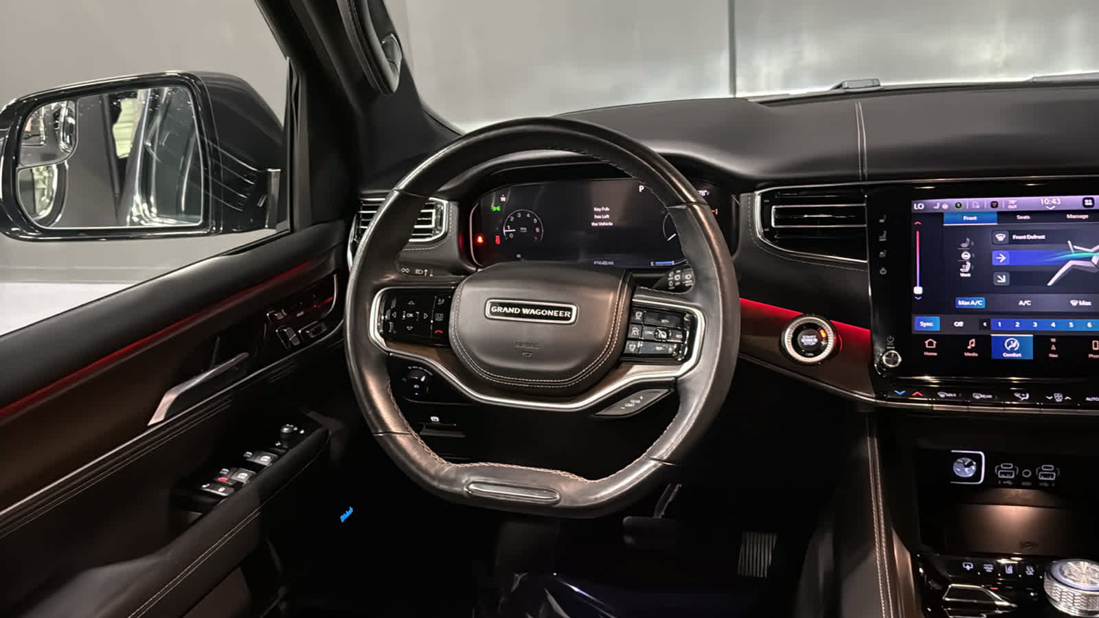 Used 2022 Jeep Grand Wagoneer Series II AWD/4WD image 25