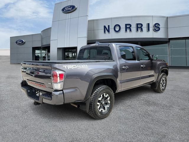 Used 2023 Toyota Tacoma TRD Off-Road w/ Technology Package AWD/4WD image 4