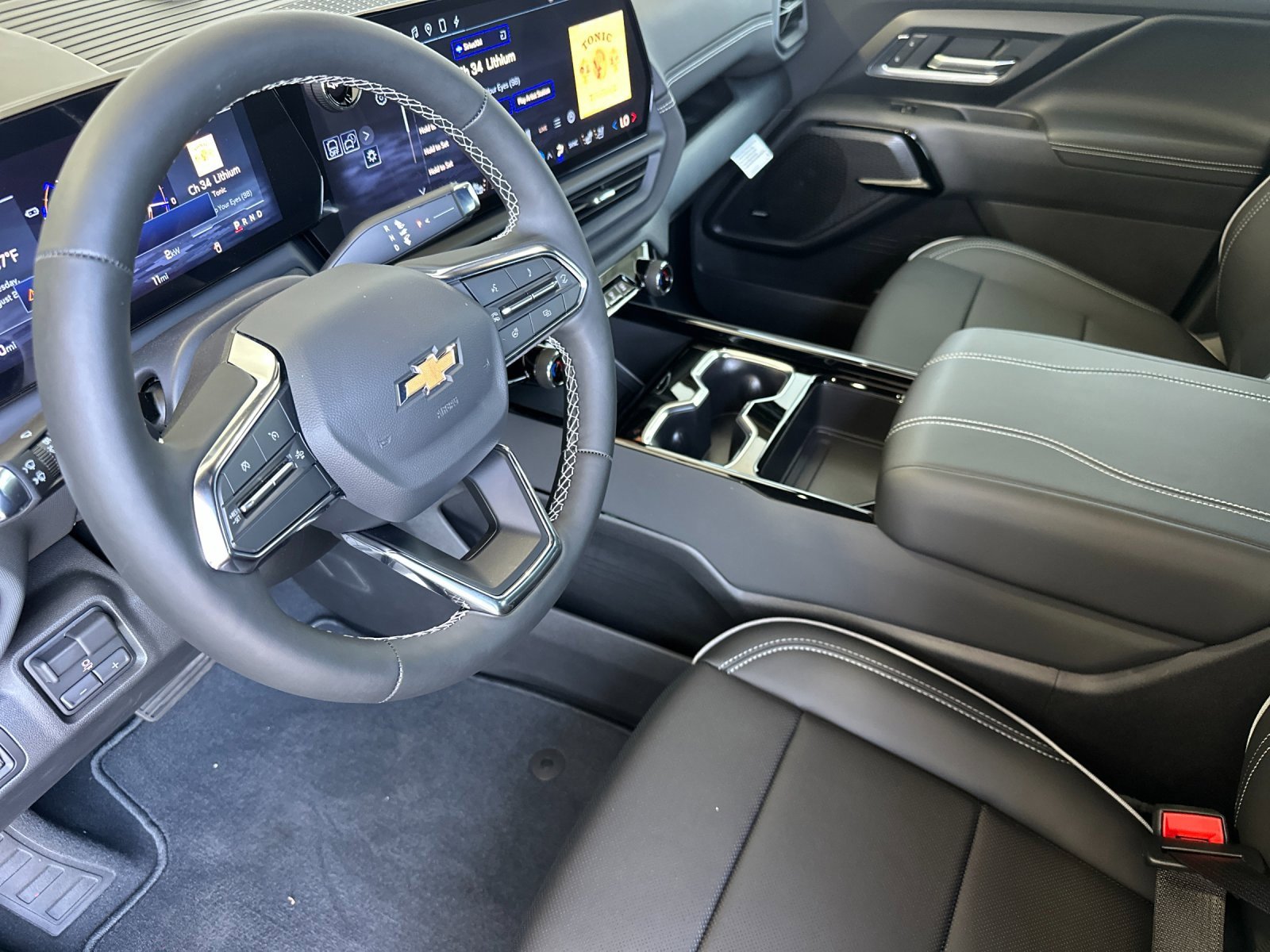 New 2026 Chevrolet Silverado EV LT w/ Plus Package image 10