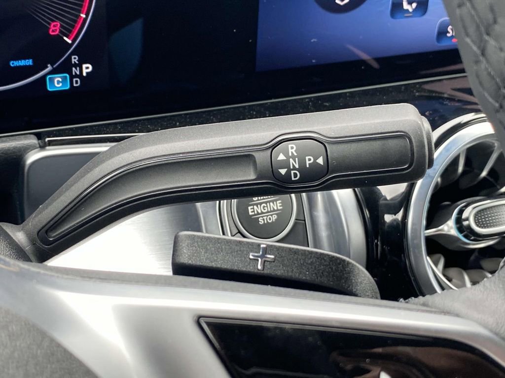 Certified 2025 Mercedes-Benz GLB 250 image 24