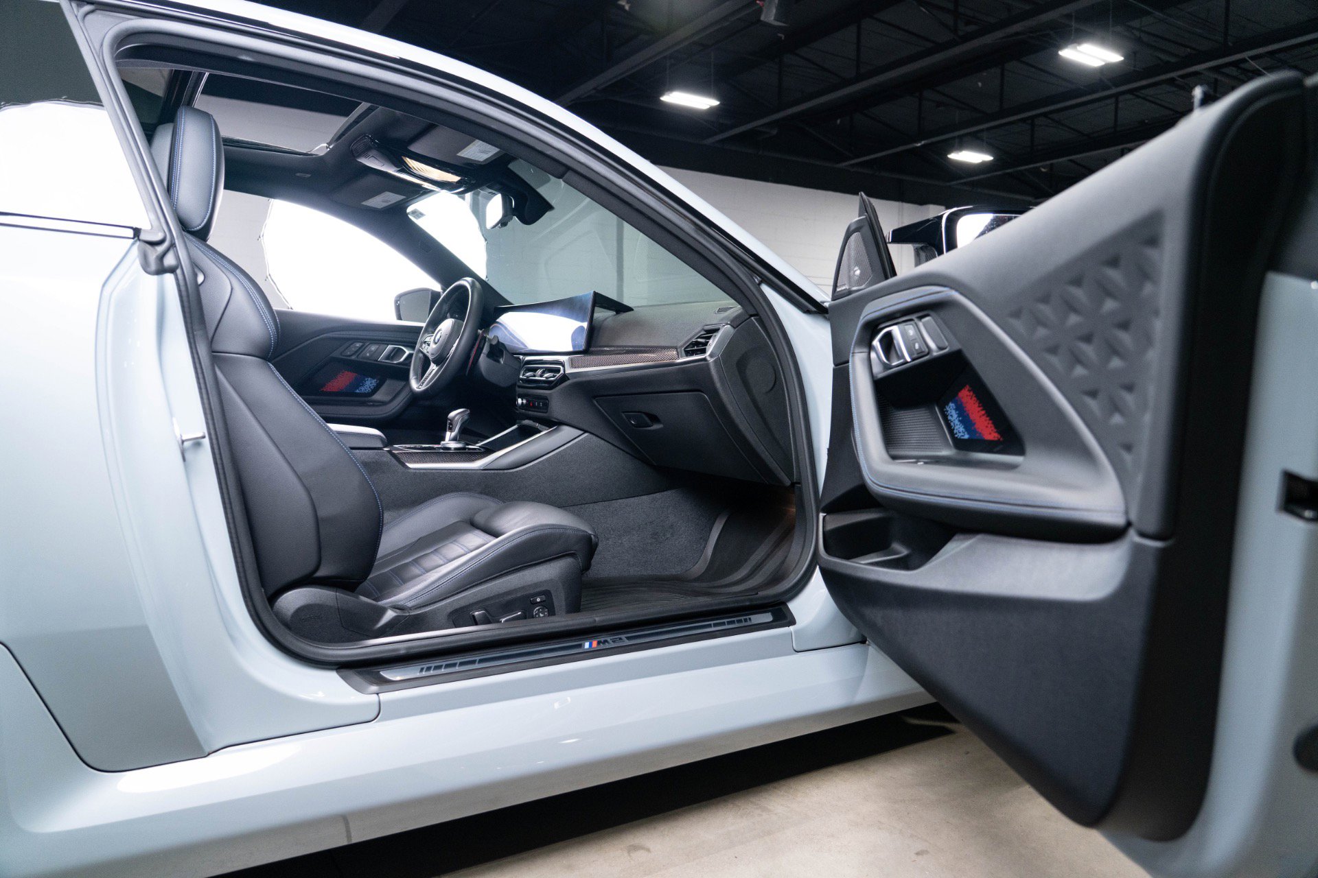 Used 2024 BMW M2 w/ Lighting Package image 54