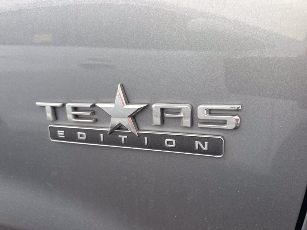Used 2020 Chevrolet Silverado 1500 LTZ w/ LTZ Texas Edition AWD/4WD image 3