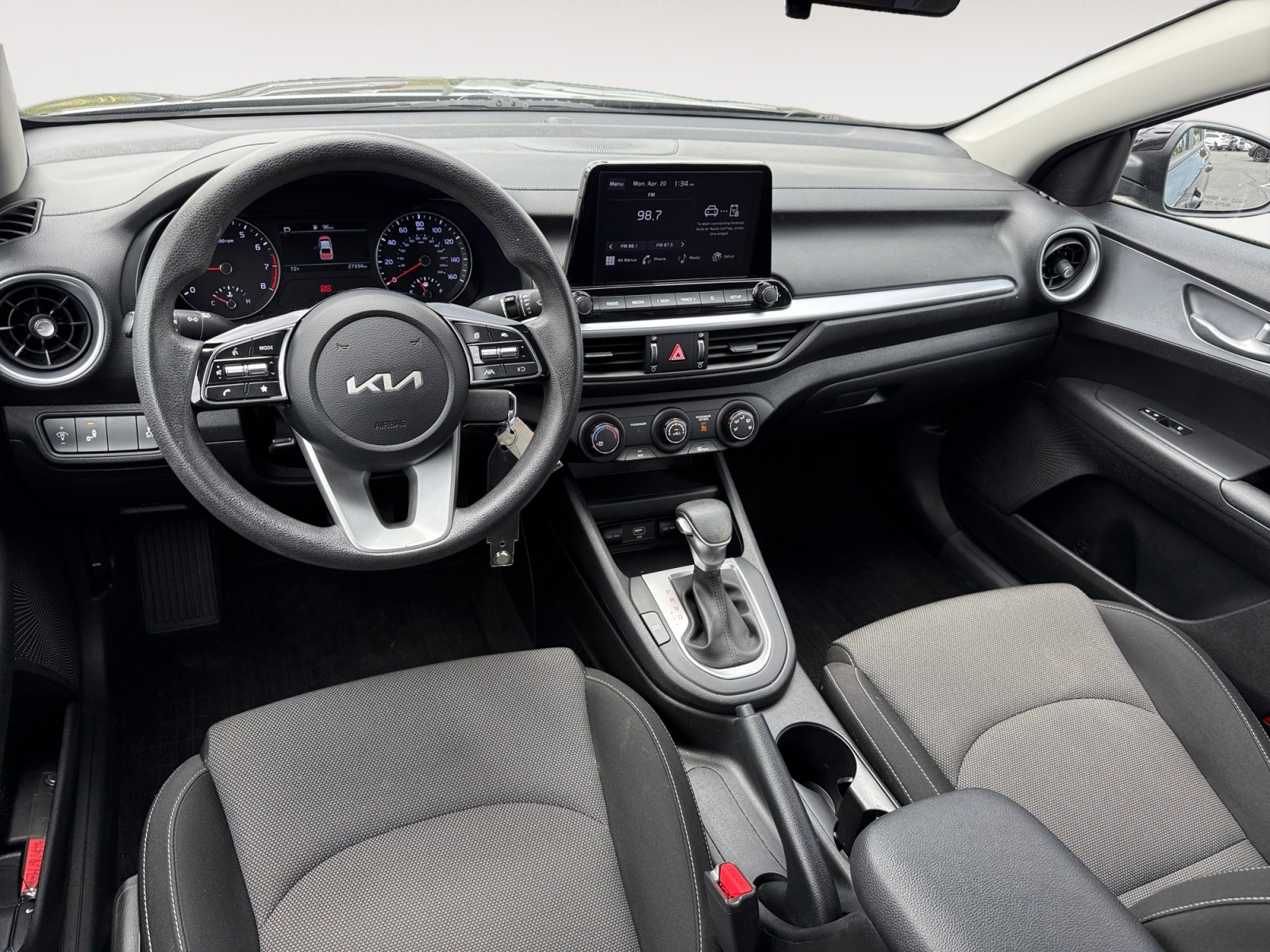 Used 2023 Kia Forte LXS w/ LXS Technology Package FWD image 15