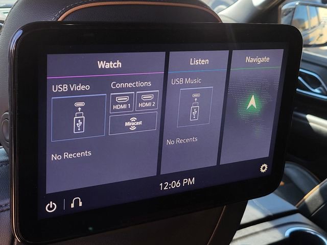 Used 2021 GMC Yukon AT4 w/ AT4 Premium Package image 17