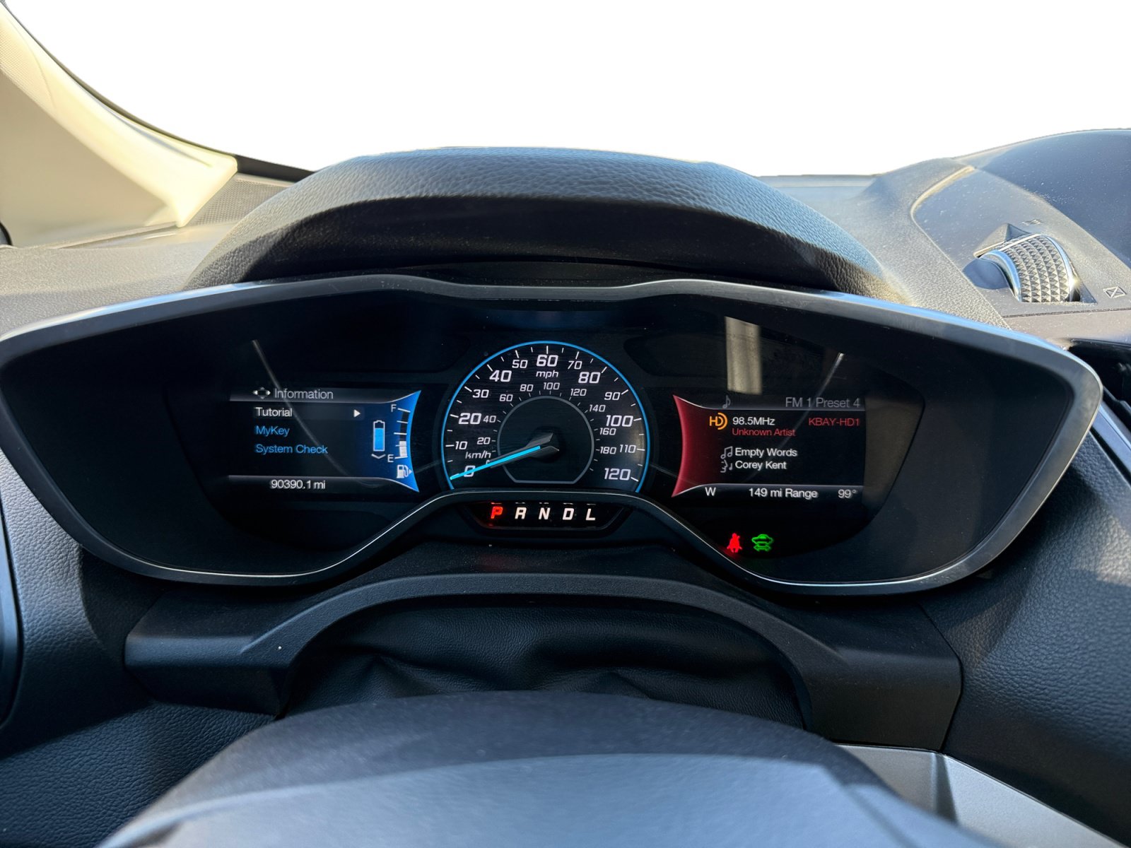 Used 2015 Ford C-MAX Energi SEL w/ Equipment Group 301A FWD image 11