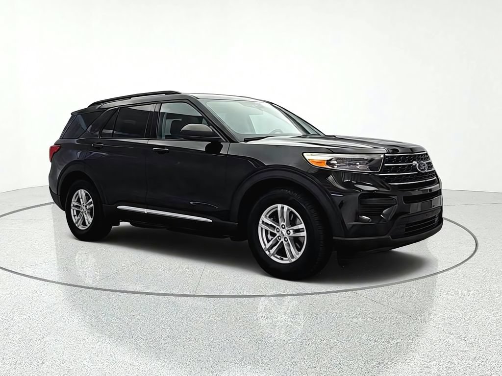 Used 2020 Ford Explorer XLT w/ Comfort Package RWD image 9