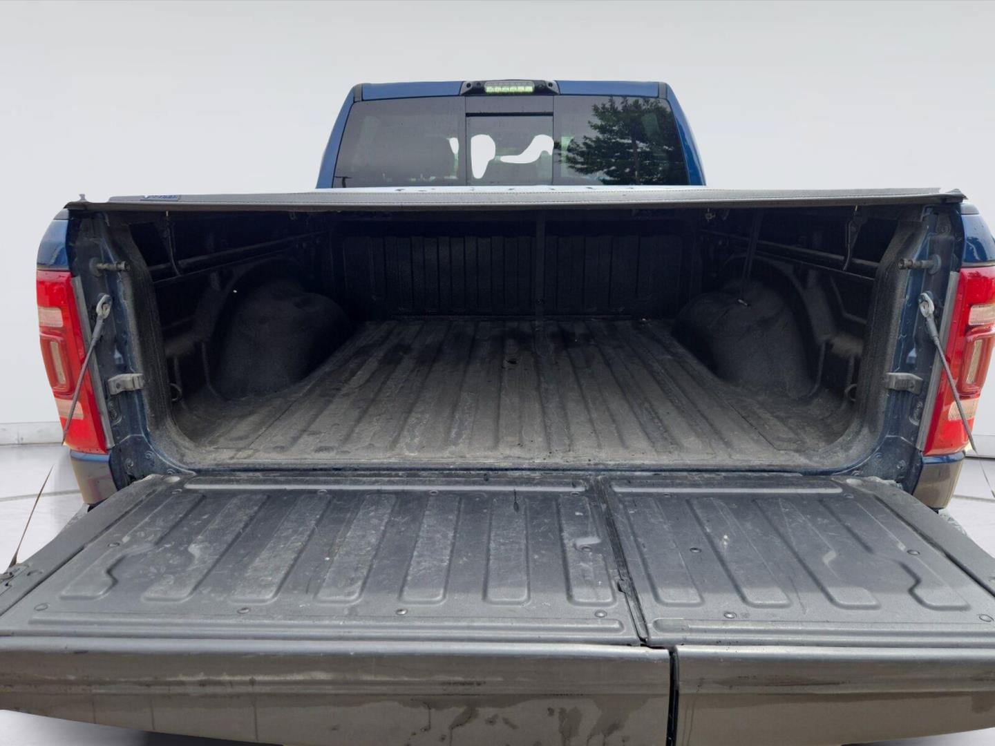 Used 2023 RAM 1500 Limited RWD image 25
