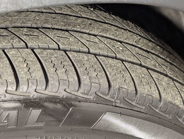 Used 2020 GMC Terrain SLT w/ Preferred Package image 9