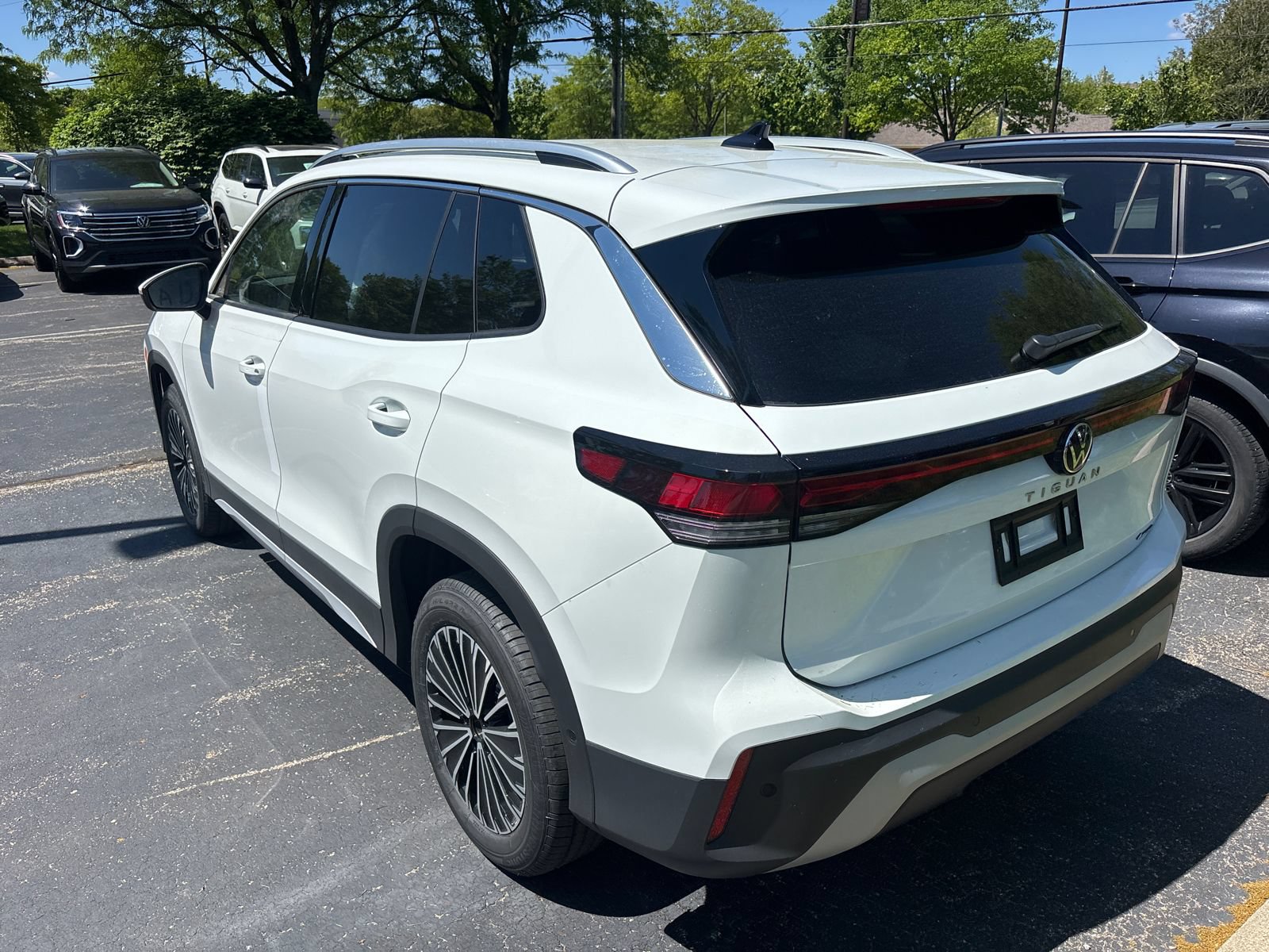 New 2026 Volkswagen Tiguan S AWD/4WD image 9