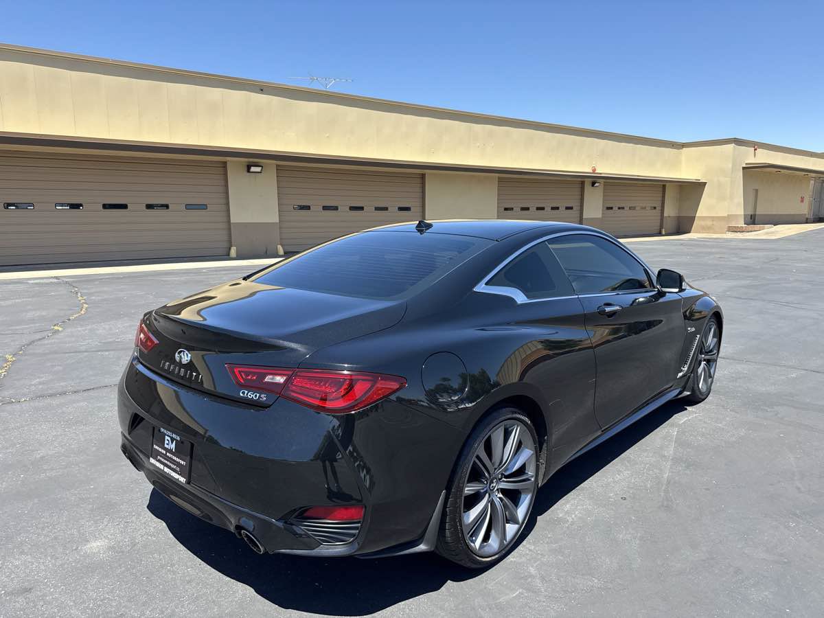 Used 2019 INFINITI Q60 Red Sport 400 w/ Cargo Package RWD image 7