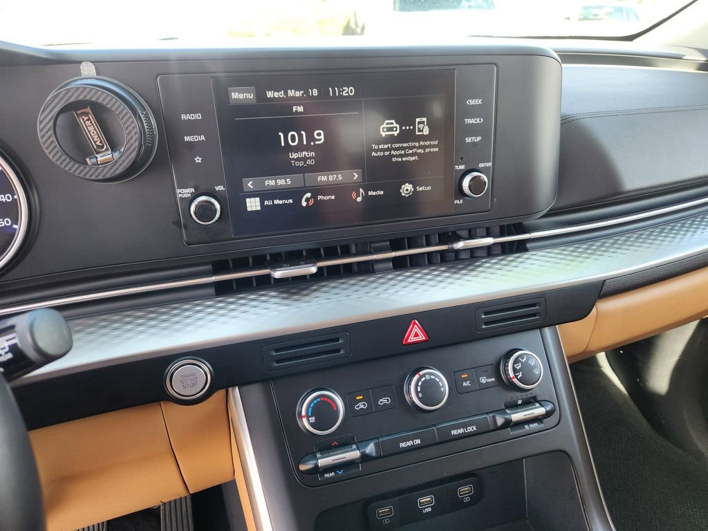 Certified 2024 Kia Carnival LX image 24