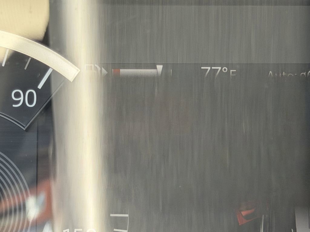 Used 2022 Land Rover Range Rover Velar R-Dynamic S image 22