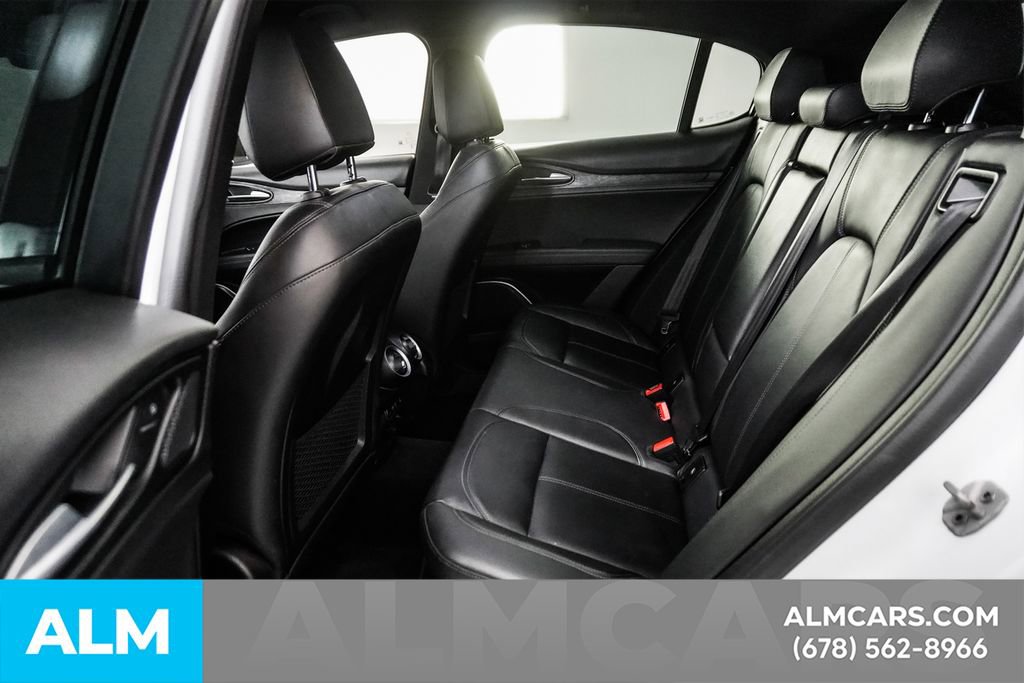 Used 2022 Alfa Romeo Stelvio Sprint image 17