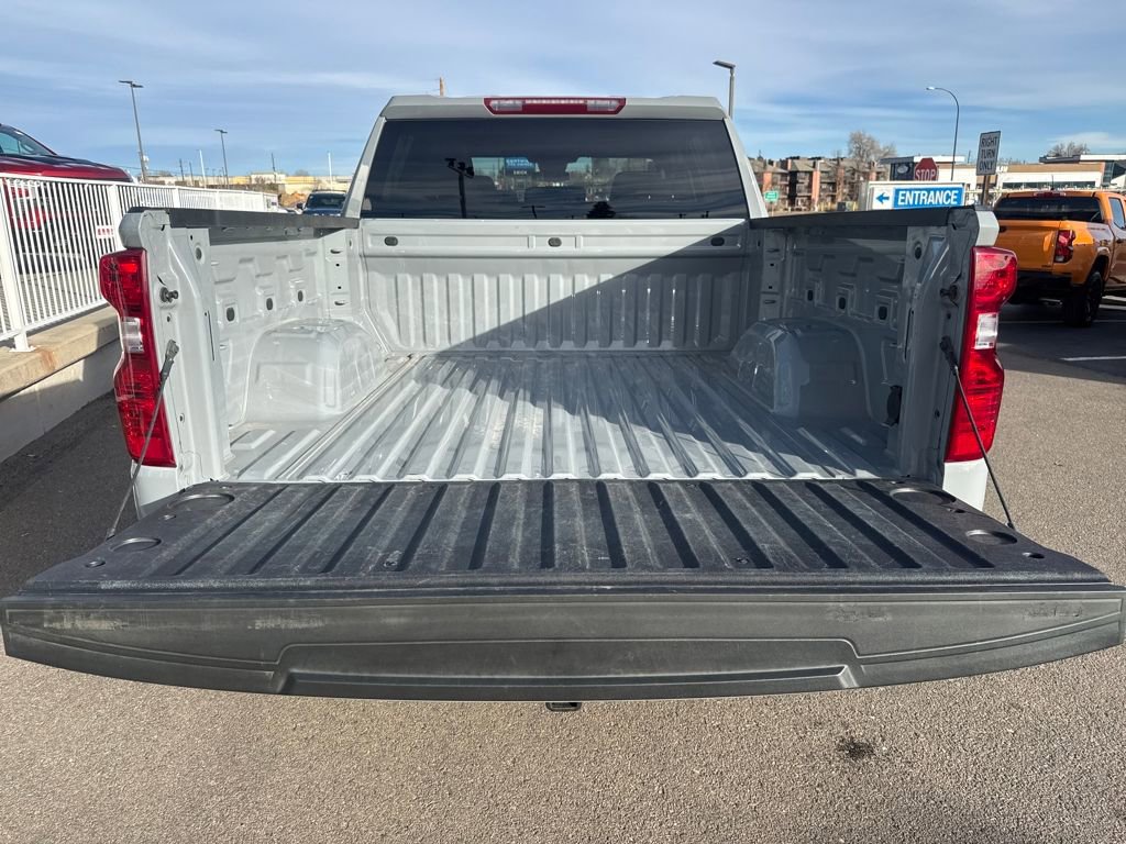 Used 2024 Chevrolet Silverado 1500 LT image 22
