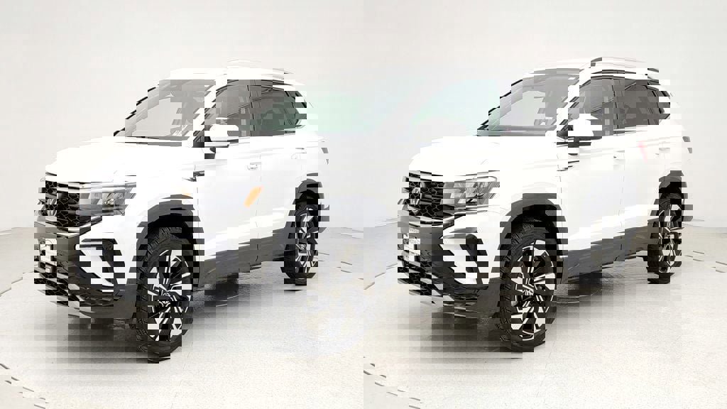 Used 2024 Volkswagen Taos SE