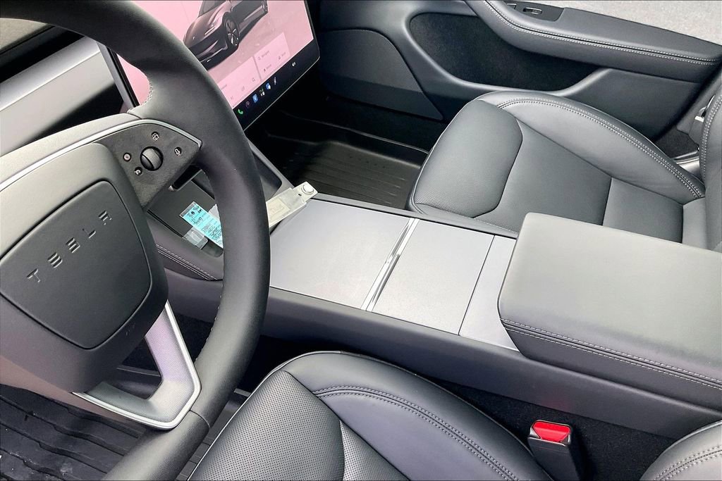 Used 2025 Tesla Model 3 Long Range RWD image 14